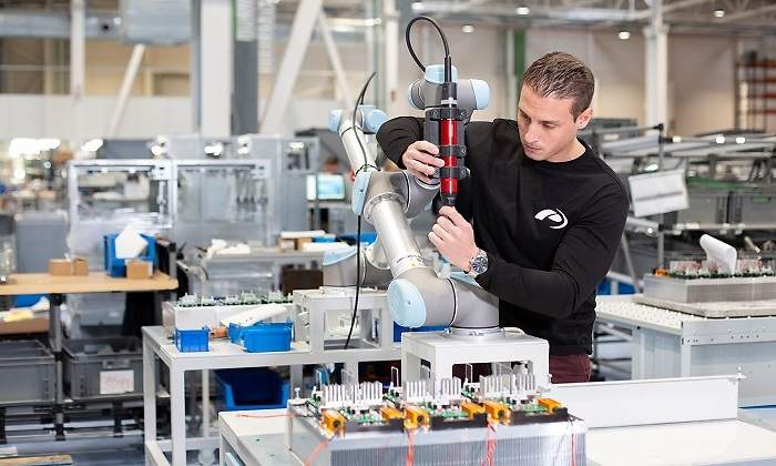 Fabrica-Power-Electronics.jpg