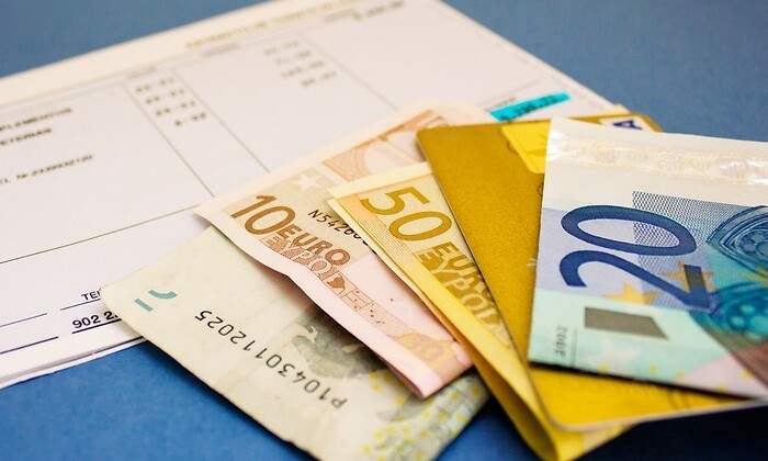 dinero-dreamstime-4.jpg