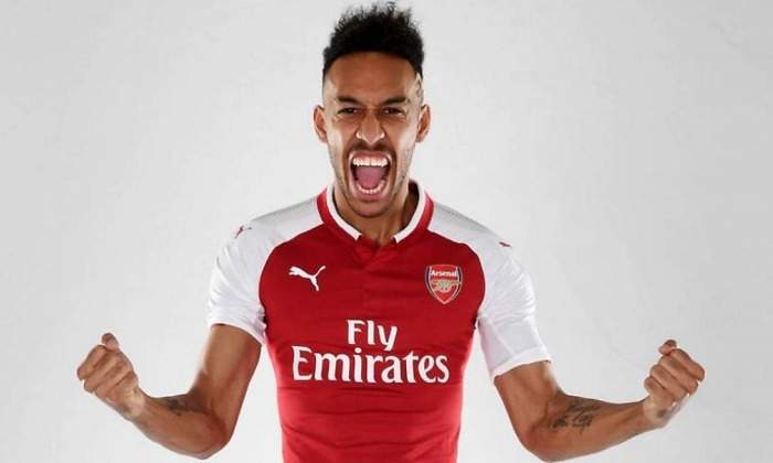 Aubameyang-foto-oficial-Arsenal-2018.jpg