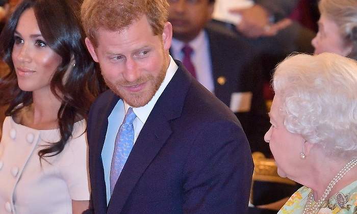 harry-meghan-planton-historico-isabel-navidad-770.jpg