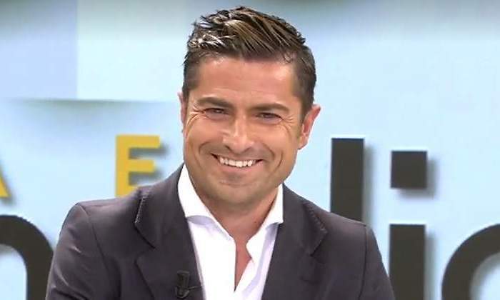 alfonso-merlos-ya-es-mediodia.jpg