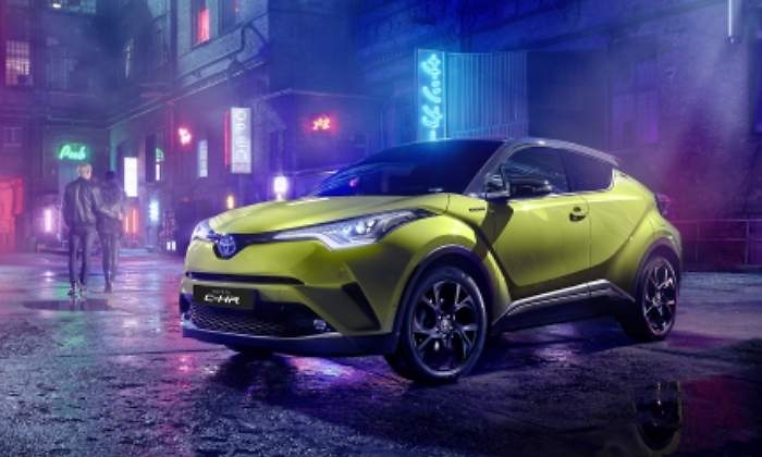 toyota-CHR-limited-amarill-wasabi.02.jpg