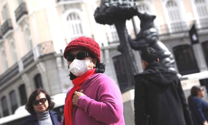 coronavirus-sol-madrid-mascarilla-reuters.jpg