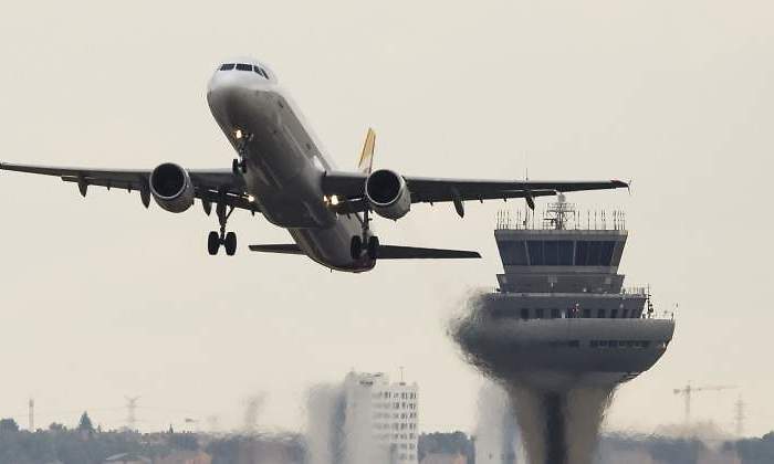 aena-torre-avion.jpg