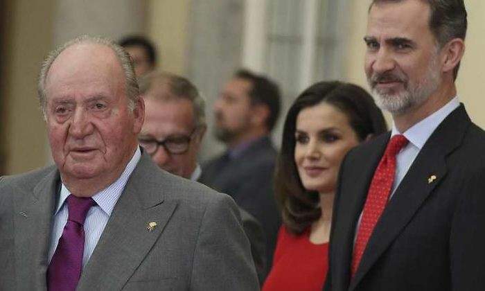 letizia-felipe-juancarlos-770-1-11.jpg