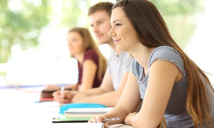 estudiantes-clase.jpg
