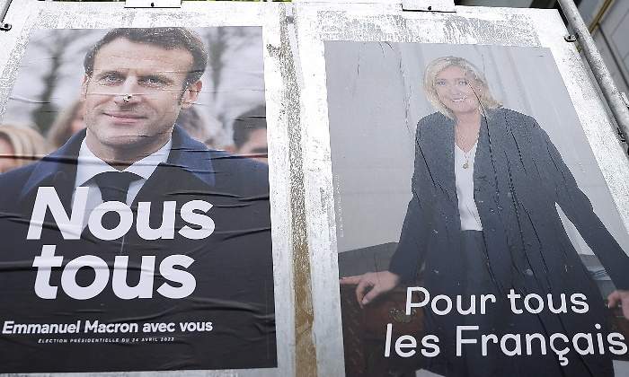 carteles-Francia-24abr.jpg