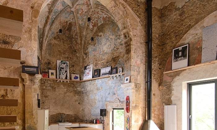 Iglesia-del-Tas.jpg