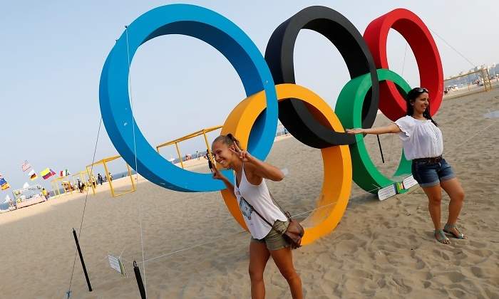 JJOO-anillos-playa-reuters.jpg