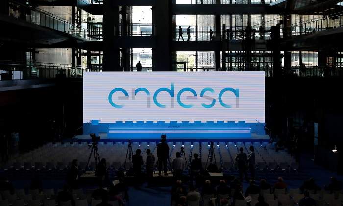 endesa-logo-sede-madrid-reuters.jpg