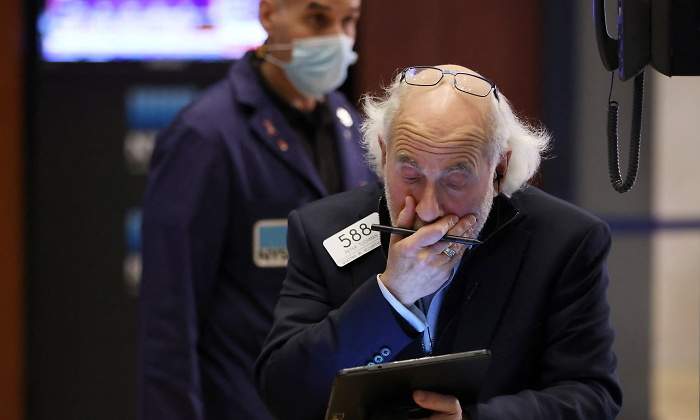 tuchman-wall-street-mano-cara-reuters-770x420.jpg