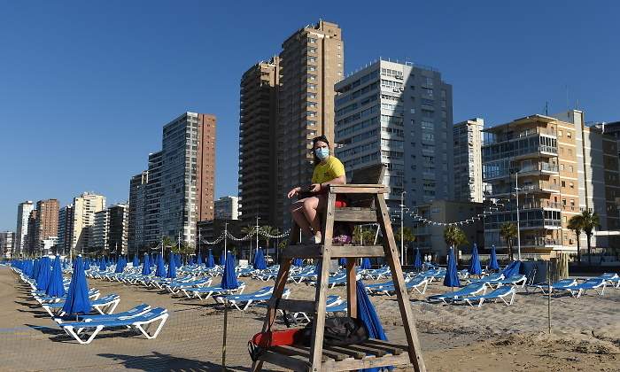 socorrista-benidorm-desescalada-getty.jpg