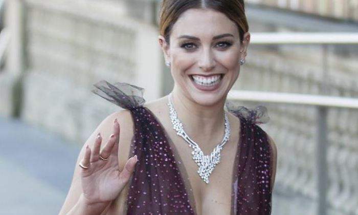 blanca-suarez-770-1-2-3-4-5-6-7.jpg