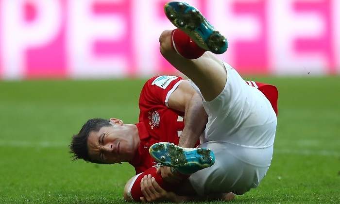 lewandowski-suelo-bayern-dortmund-reuters.jpg