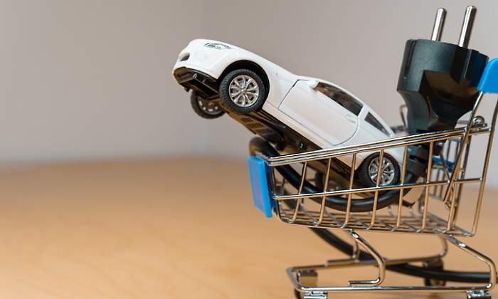 carro-compra-coche-electrico-dreamstime.jpg