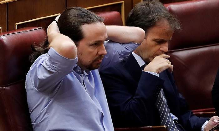 Iglesias-manos.jpg