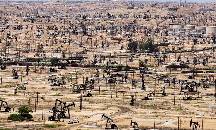 petroleo-campo-california.jpg