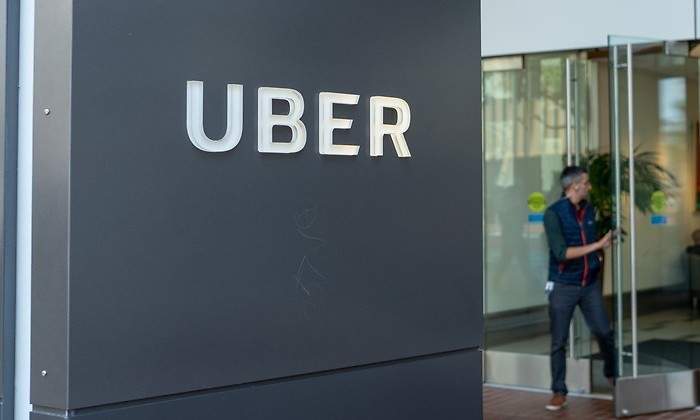 uber-dreamstime.jpg