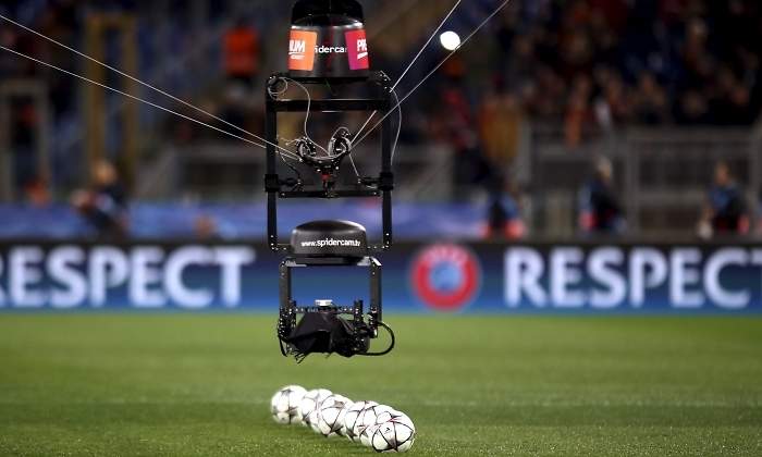 spider-cam-balon-champions-respect-reuters.jpg