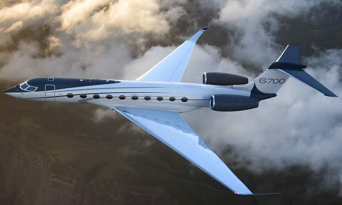 Gulfstream-G700-1.jpg