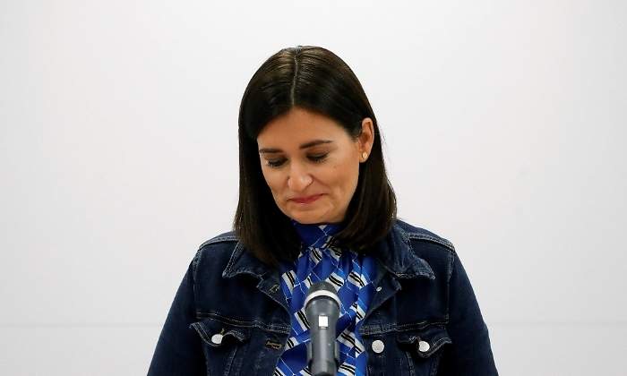 carmen-monton-dimision-efe.jpg