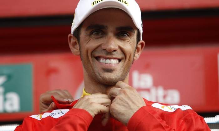 contador-alberto-vuelta-2017-maillot-reuters.jpg
