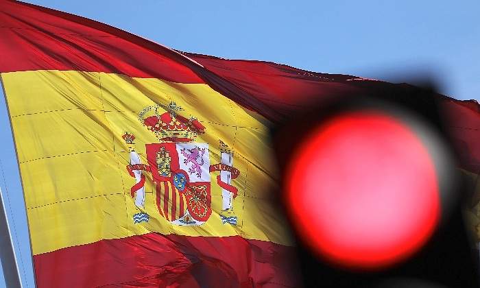 bandera-espana-semaforo-rojo-reuters-770x420.jpg