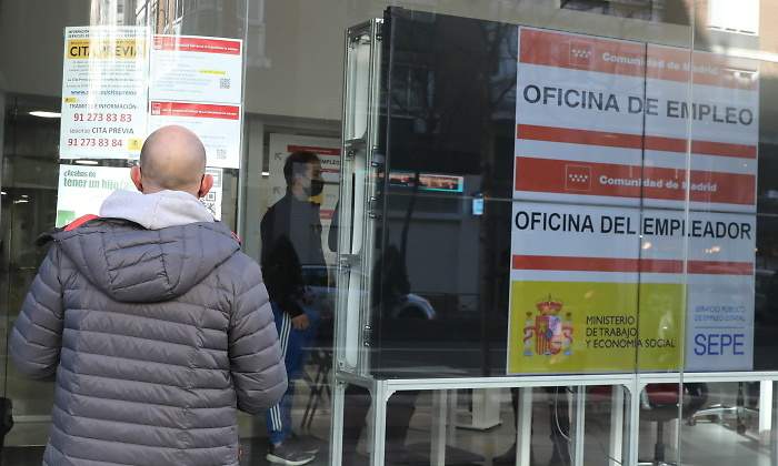 hombre-espaldas-sepe-madrid-ep.jpg