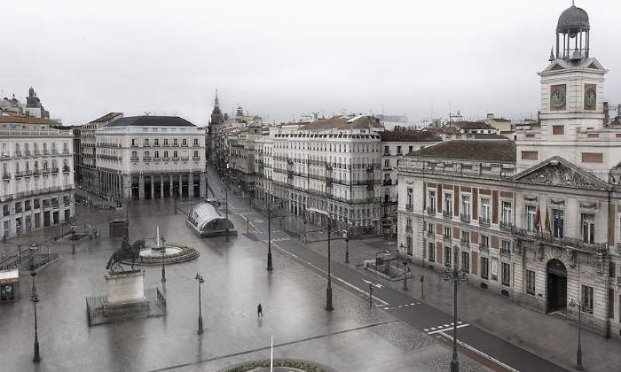 puerta-sol-vacia-ignacio-pereira.jpg