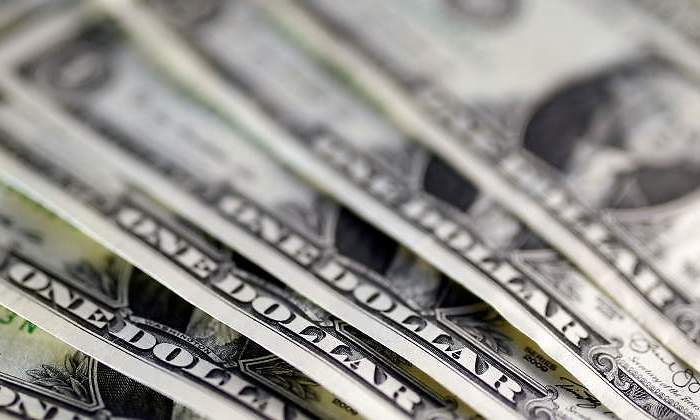 Dolares