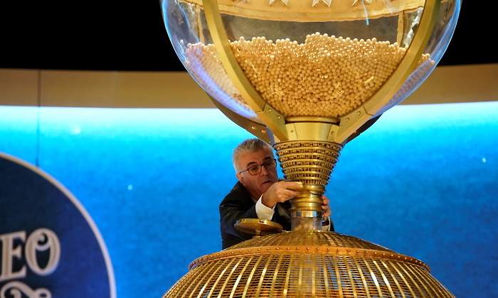 loteria-navidad-bombo-sorteo-reuters.jpg
