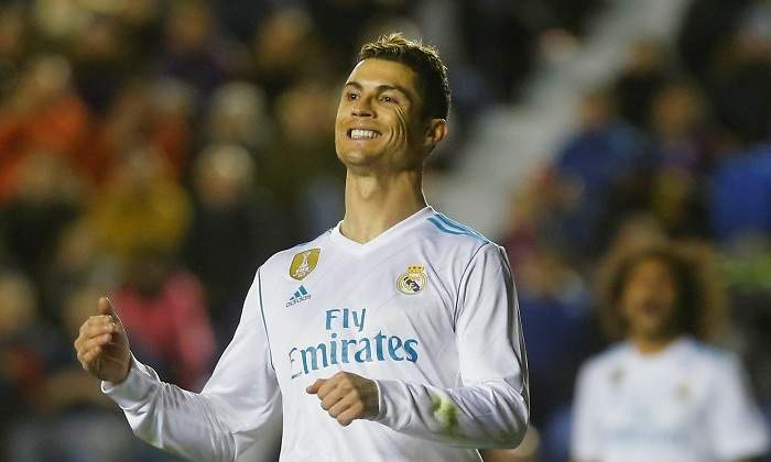 cristiano-gesto-levante-reuters.jpg