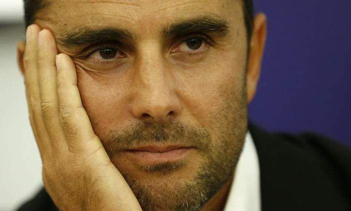 falciani-mano-apoyado-reuters.jpg