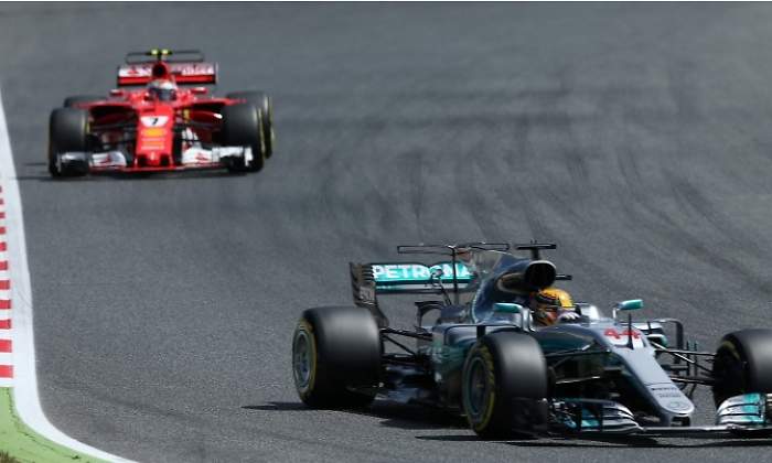 hamilton-raikkonen-2017-efe.jpg