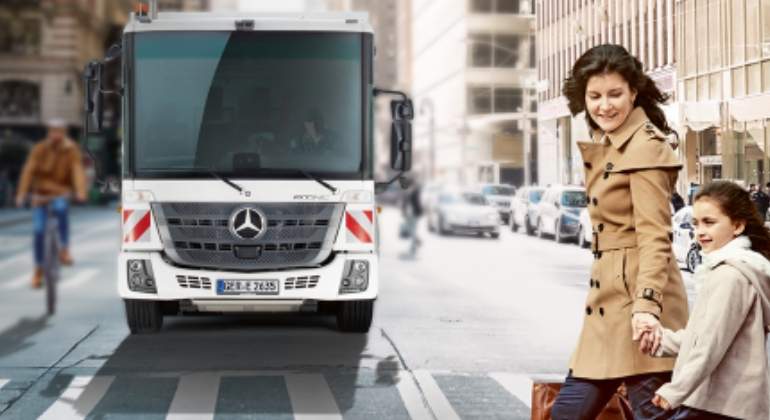 Mercedes-Daimler Econic.