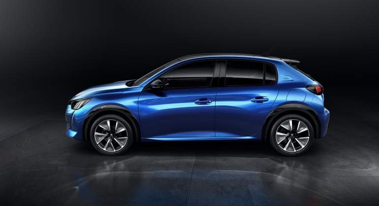 Peugeot e-208.