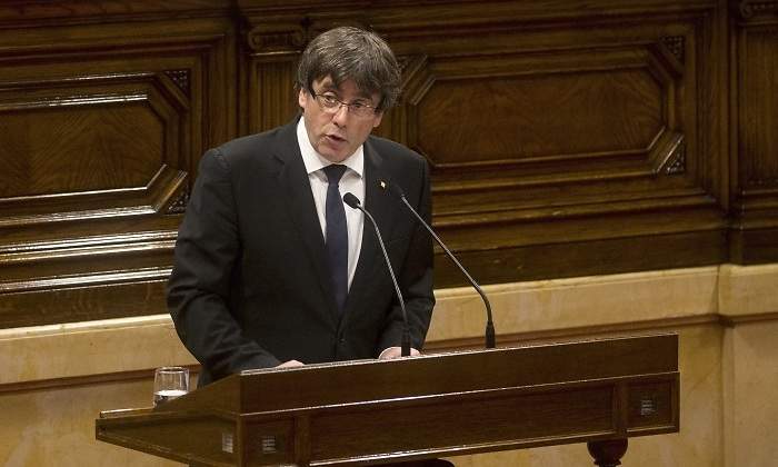 puigdemont-atril-10O-efe.jpg