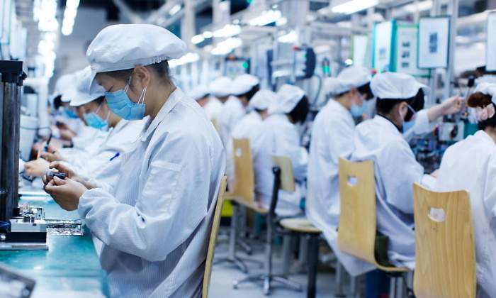 china-fabrica-mascaras.jpg