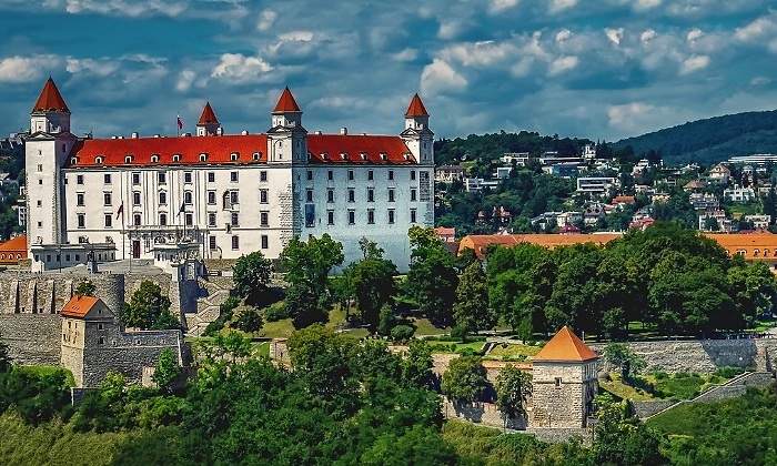 bratislava-eslovaquia-pixabay-770x420.jpg