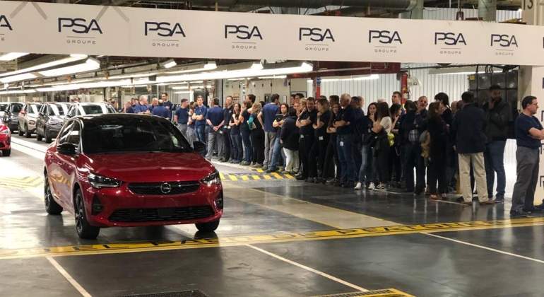 Primer Opel Corsa de la sexta generación que sale de la cadena zaragozana.