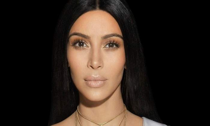 kardashian-dkiss.jpg