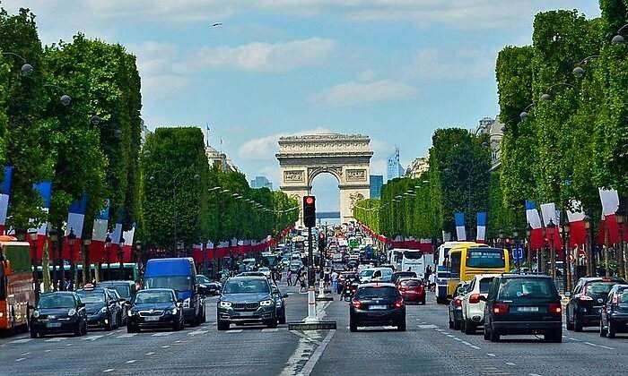 paris-coches-zbe-pixabay.jpg