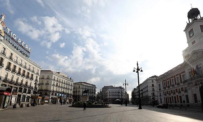 Puerta-Sol-Madrid-Confinamiento.jpg