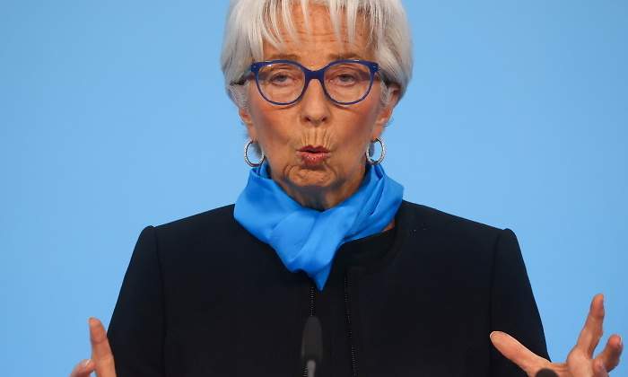 lagarde-manos-diciembre.jpg