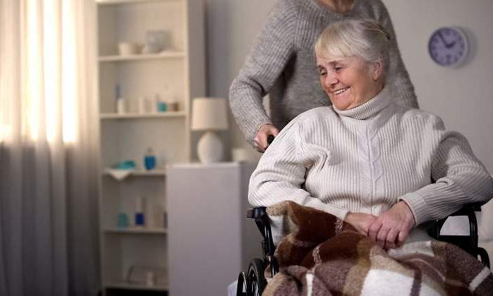 pension-familiares-hijos-hermanos-padres.jpg