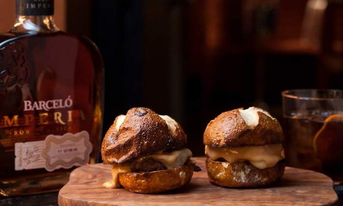 barcelo-imperial-hamburguesas-770.jpg