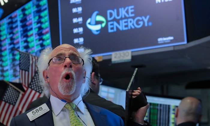 wall-street-peter-o-face-reuters-770x420.jpg