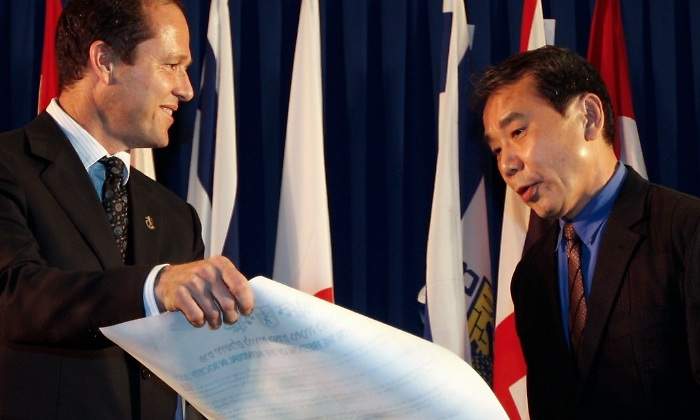 murakami-reuters.jpg