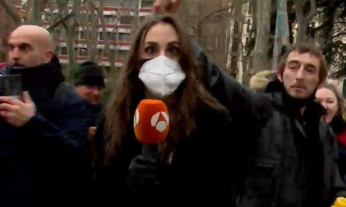 increpan-reportera-antena3.jpg