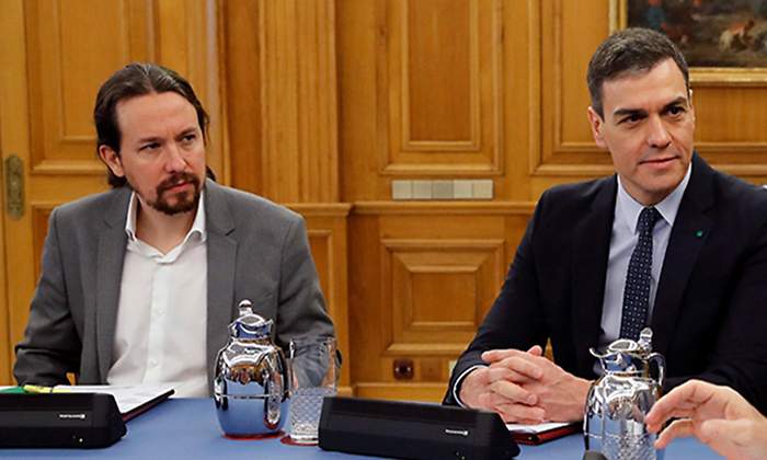 Pedro-Sanchez_-Pablo-Iglesias_-Consejo_M_EFE.jpg